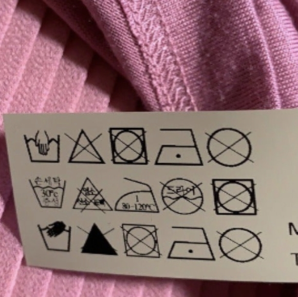 Massimo Dutti Pleated Sleeveless Blouse - Picture 4 of 8